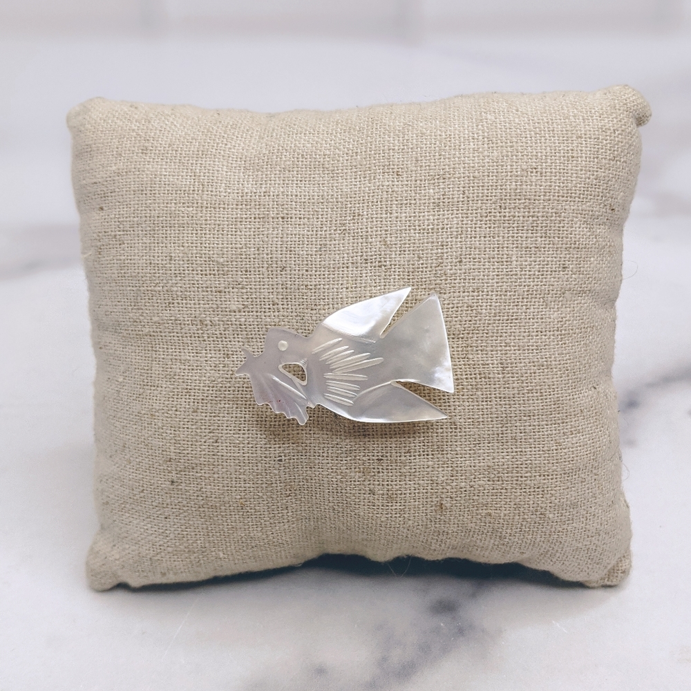 Mother of pearl peace dove brooch